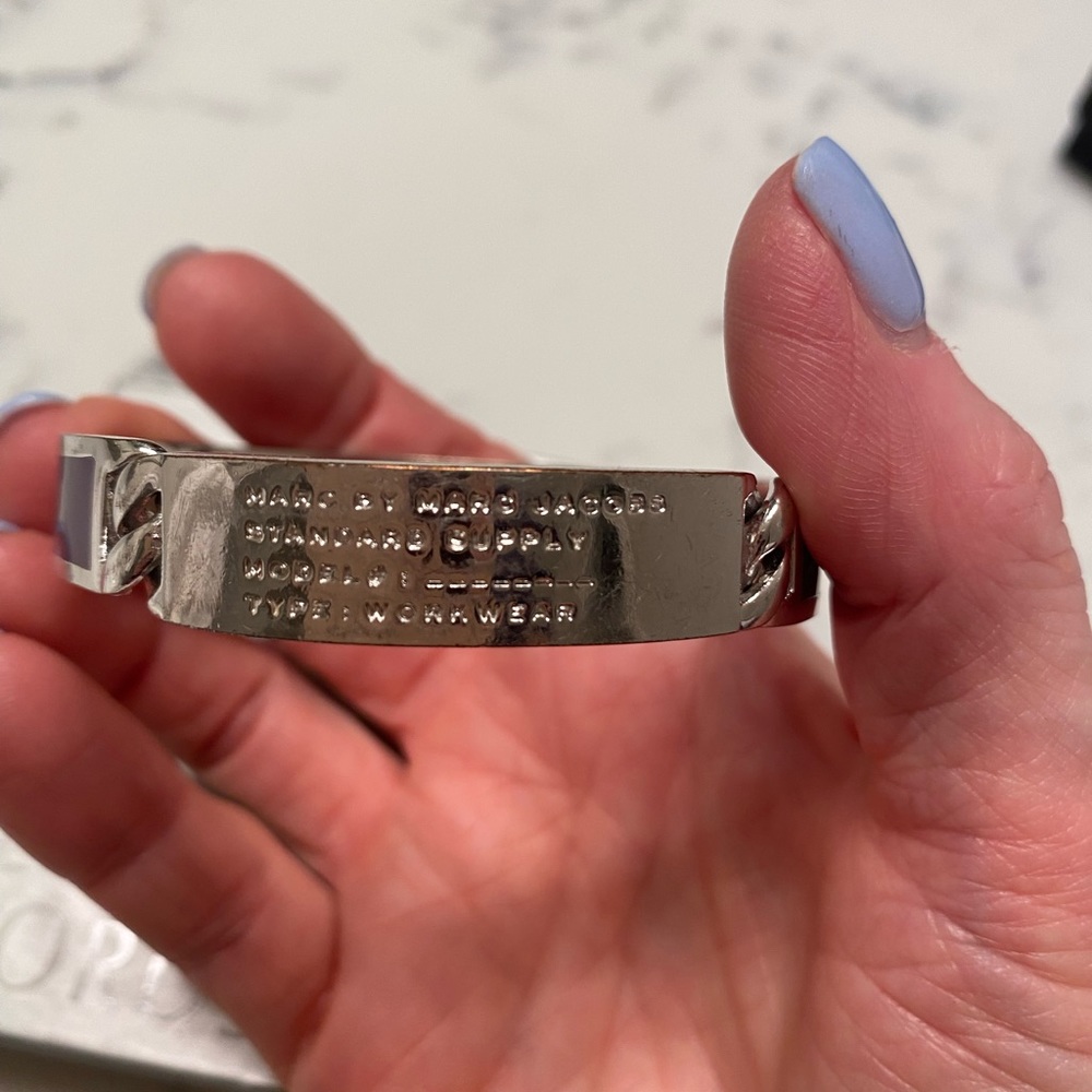 Designer bangle - Picture 2 of 2